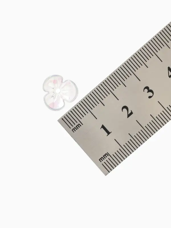Бусины пластиковые &laquo;Цветы&raquo;, 1.2&times;1.2&times;0.2 см, (набор 30 шт.), цвет радужный