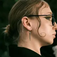 Серьга кафф &laquo;Цепочки&raquo;, цвет серебро