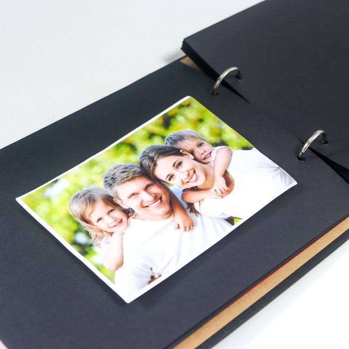 Фотоальбом 30 листов Фотоальбом 30 листов "Красное сердце на чёрном" 19,5х26,5 см