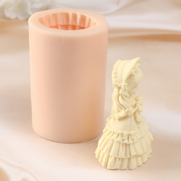 Молд силиконовый Молд силиконовый "Девочка с кошкой" 5х4х8,5 см