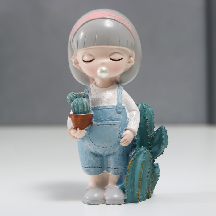 Сувенир полистоун  Сувенир полистоун "Малышка с пузырём и кактусами" МИКС 10х4х6 см