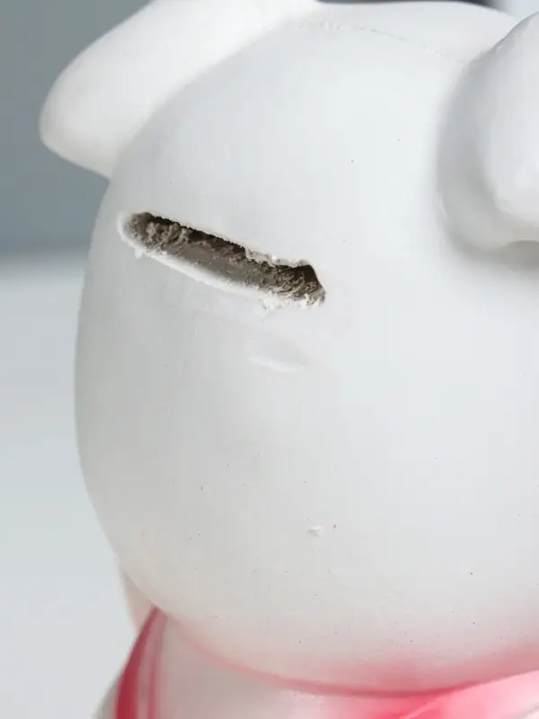 Копилка "Поросенок счастливый" 18 см, белый