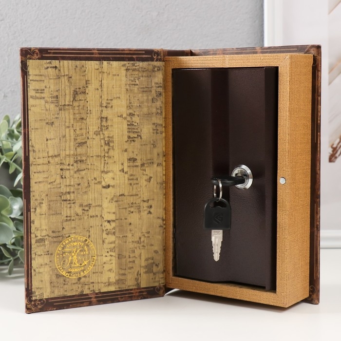 Сейф-книга дерево кожзам Сейф-книга дерево кожзам "Старинный глобус с осями" 21х13х5 см