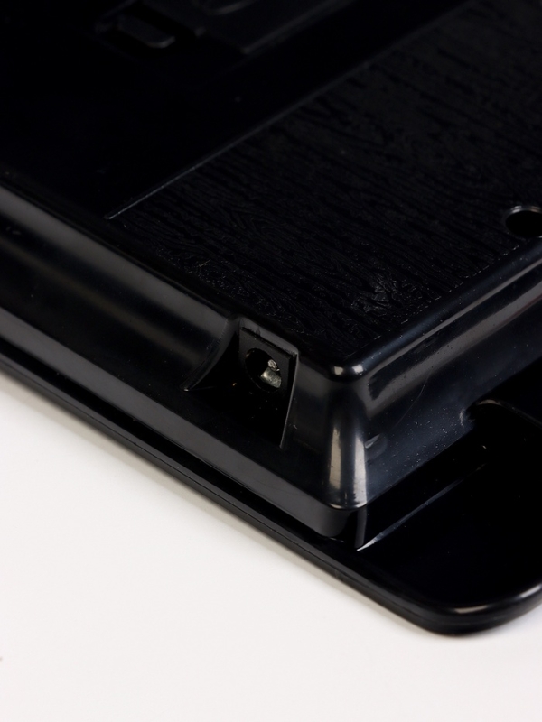 Часы электронные настенные, календарь и термометр, 47.5 х 25.3 см, белые цифры 10.8 х 5.3 см   10766