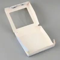 Коробка подарочная с окном &laquo;Мечты&raquo;, 20&times;20&times;4 см, самосборная