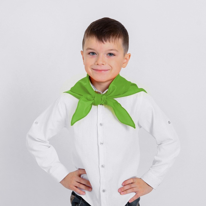 Галстук пионерский, цвет зелёный, оттенки МИКС Галстук пионерский, цвет зелёный, оттенки МИКС