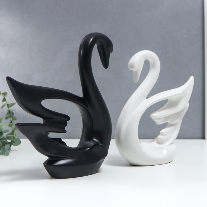 Сувенир керамика Сувенир керамика "Лебеди белый и чёрный" набор 2 шт 21х18 24х21 см