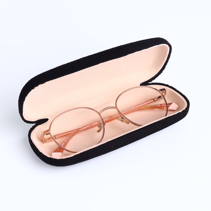 Футляр для очков на хлопушке, длина 16 см, цвет чёрный Футляр для очков на хлопушке, длина 16 см, цвет чёрный