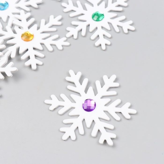 Декор Декор "Снежинка со стразой" белая 6,5 см фоам (набор 6 шт)