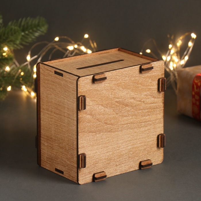 Новогодняя копилка  Новогодняя копилка "Дедушка Мороз" 12х12х9 см