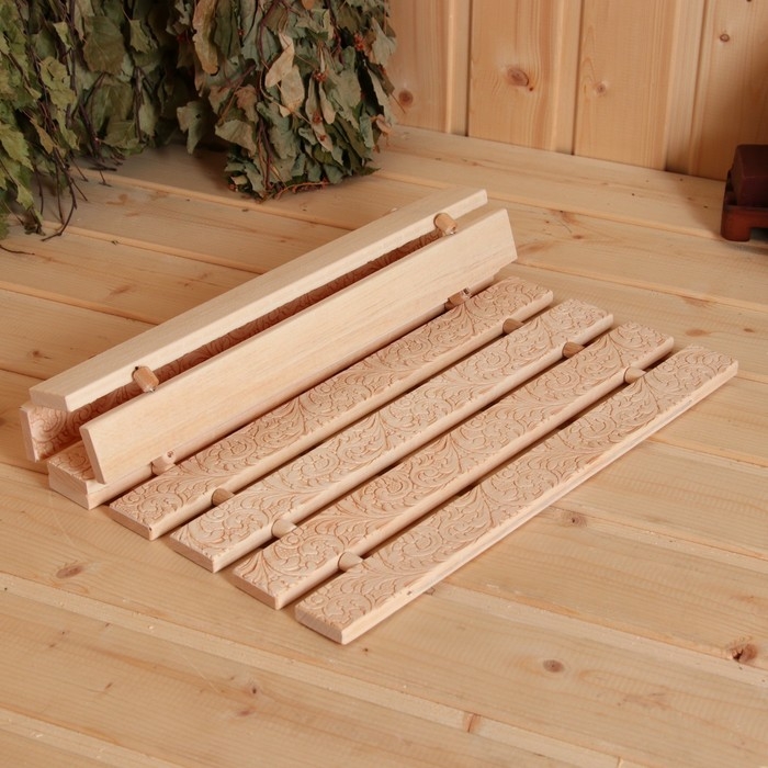 Коврик- сидушка для бани из липы, тиснение Русские узоры, 42х35х1 см Коврик- сидушка для бани из липы, тиснение Русские узоры, 42х35х1 см