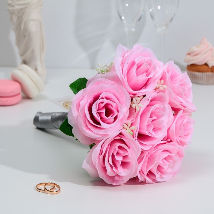 Букет-дублер &laquo;Свежесть&raquo;, 7 шт., розы