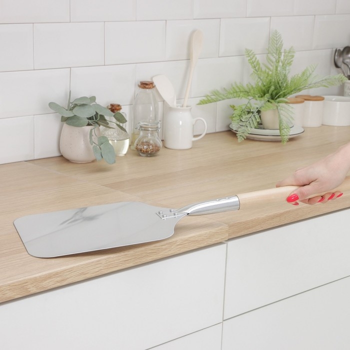 Лопата для пиццы из нержавеющей стали «Общепит», 83×23×2 см, полотно 23×26 см, толщина 1,5 мм Лопата для пиццы из нержавеющей стали «Общепит», 83×23×2 см, полотно 23×26 см, толщина 1,5 мм