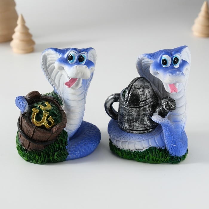 Копилка полистоун Копилка полистоун "Змейка с кадкой/лейкой" МИКС 7х6х10 см