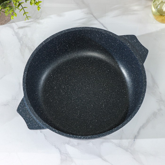 Жаровня «Гранит», 3 л, d=26 см, h=8 см, антипригарное покрытие, стеклянная крышка, цвет серый Жаровня «Гранит», 3 л, d=26 см, h=8 см, антипригарное покрытие, стеклянная крышка, цвет серый