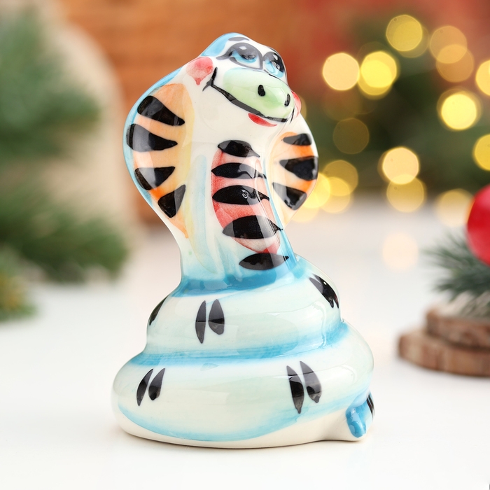 Сувенир «Змея Милена», гжель, цвет, 10х6.5 см Сувенир «Змея Милена», гжель, цвет, 10х6.5 см