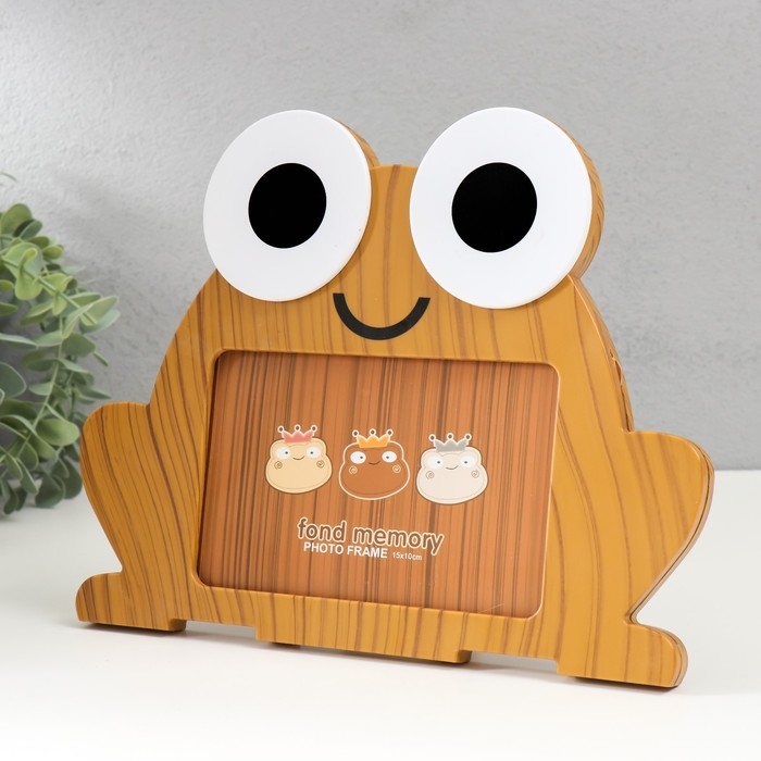 Фоторамка пластик 10х15 см "Лягуха" под дерево МИКС 21х26,5 см