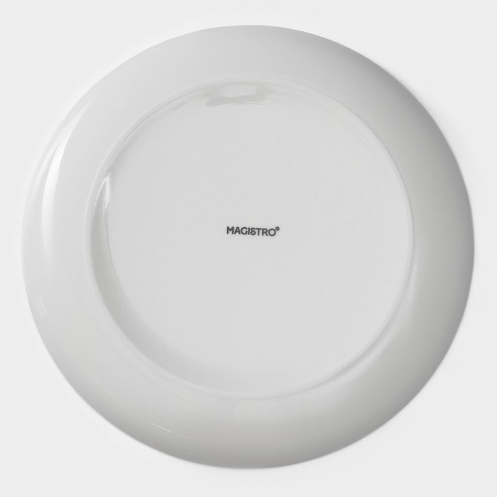 Набор тарелок фарфоровых десертных Magistro Mien, 6 предметов: d=16,5 см, цвет белый Набор тарелок фарфоровых десертных Magistro Mien, 6 предметов: d=16,5 см, цвет белый