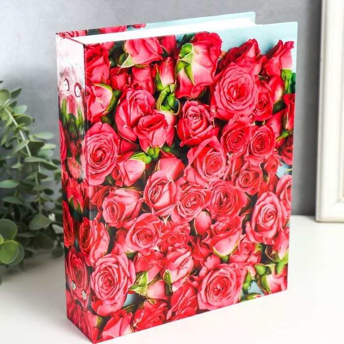 Фотоальбом на 200 фотографий Фотоальбом на 200 фотографий "Розы-3" 10x15 см МИКС