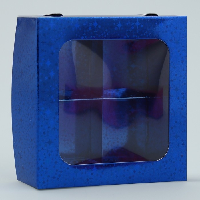 Коробка для конфет, кондитерская упаковка, 4 ячейки, «Синие звёздочки», 10.5 х 10.5 х 3.5 см Коробка для конфет, кондитерская упаковка, 4 ячейки, «Синие звёздочки», 10.5 х 10.5 х 3.5 см