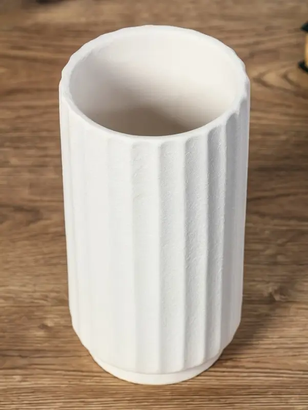 Ваза керамика настольная Ваза керамика настольная "Абиджил" линии, h=21, d=11 см, белый