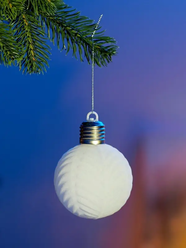 Елочный шар Елочный шар "Белый бархат" 8 см, 1 LED, LR44x3 (в компл.), Т/БЕЛЫЙ