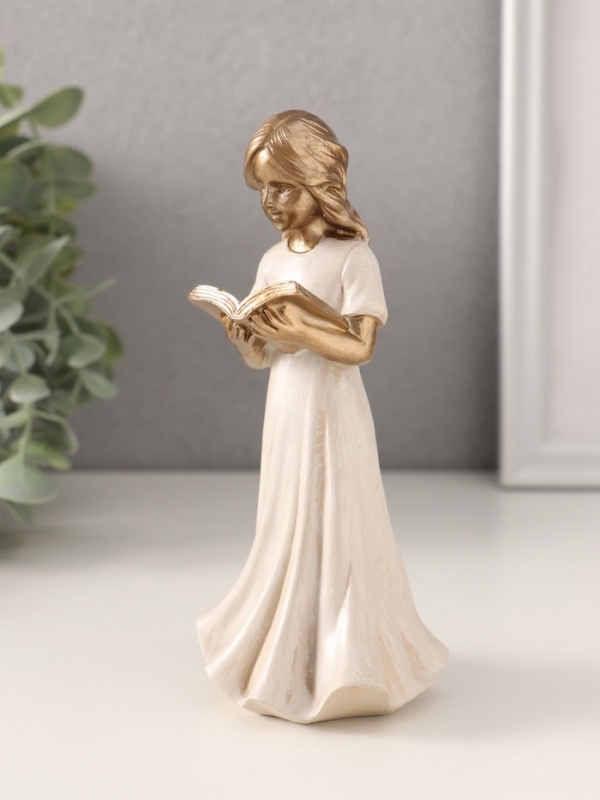 Сувенир полистоун  Сувенир полистоун "Девочка с книгой" 7,5х6,5х15 см