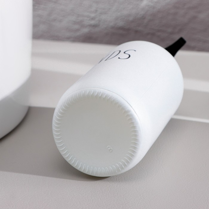 Набор дозаторов для ванной, по 500 мл, стекло, цвет чёрно-белый Набор дозаторов для ванной, по 500 мл, стекло, цвет чёрно-белый