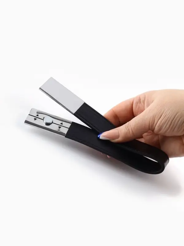 Подхват для штор из кожзаменителя, 35&times;2.5 см, чёрный