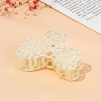 Крабик для волос &laquo;Синтия&raquo;, бантик, 9 см, белый