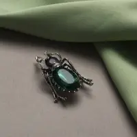 Брошь &laquo;Жук&raquo;, серо-зелёная в чернёном серебре