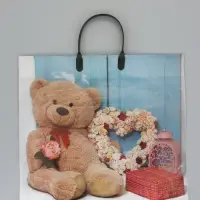 Пакет "Претти", полиэтиленовый с пластиковой ручкой, 38 х 34 + 3 см, 90 мкм