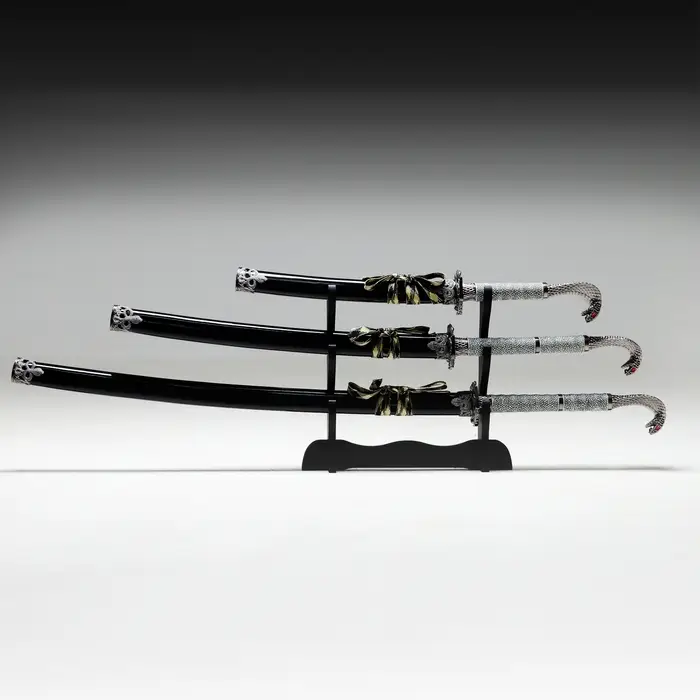 Макет оружия &laquo;Сувенирные катаны на подставке 3в1. Кобра&raquo;, подарочный набор, 105 см, 85 см, 60 см