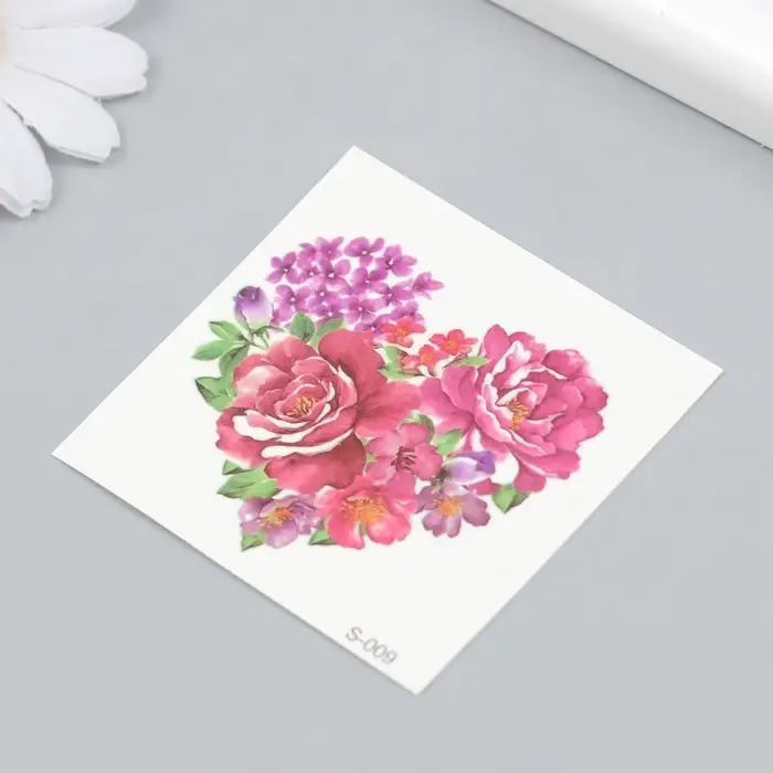 Татуировка на тело цветная Татуировка на тело цветная "Сердце из цветов" 6х6 см