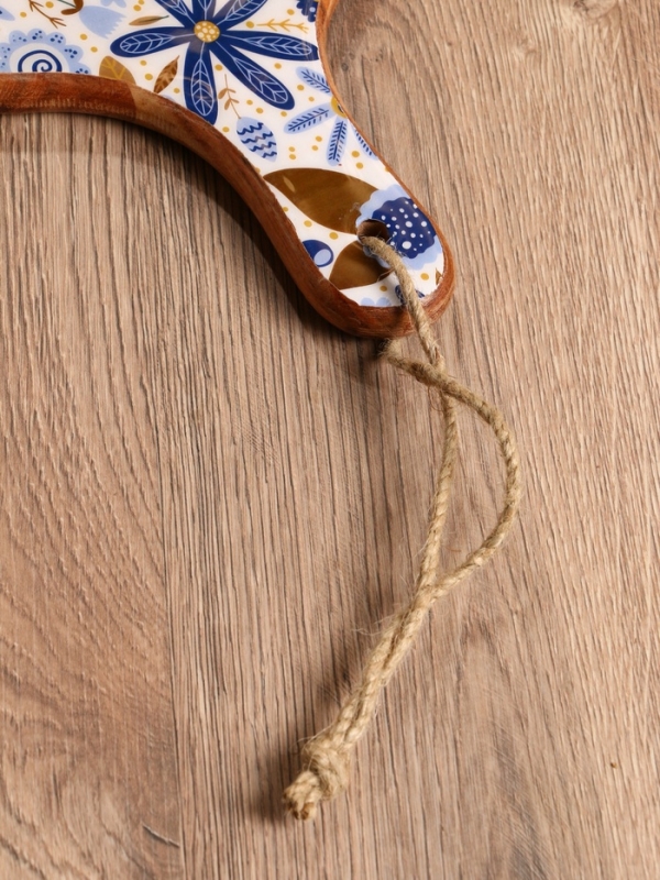 Доска разделочная прямоугольная "Васильки" дерево манго 41х18 см