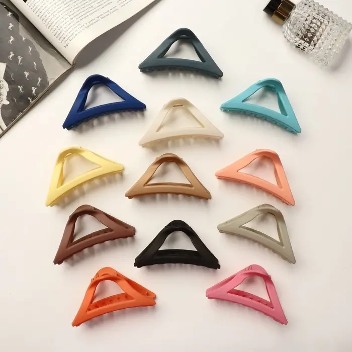 Крабик для волос «Леона», уголок классика матовый, 10 см, МИКС