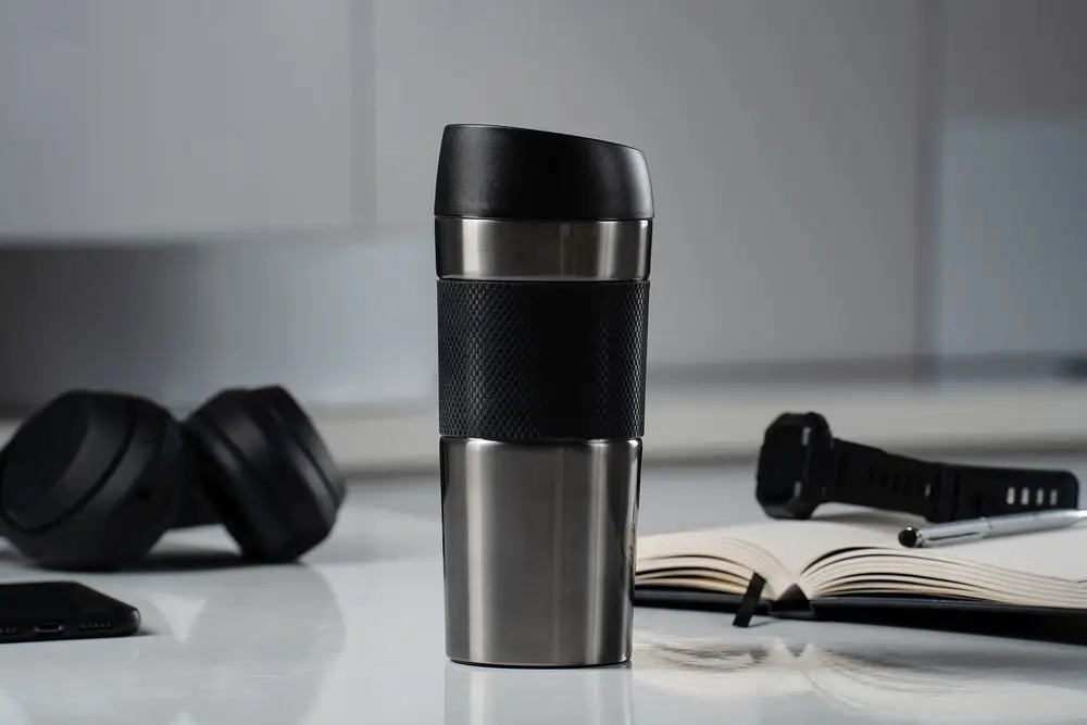 Термостакан Solingen Grip, серо-стальной Термостакан Solingen Grip, серо-стальной