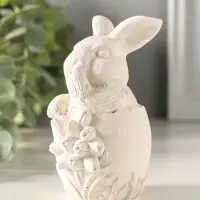 Статуэтка "Заяц пасхальный с букетом" 11х6 см