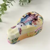 Шкатулка металл "Зайка с корзинками с цветами и яичками" 4,6х7х14,3 см Шкатулка металл "Зайка с корзинками с цветами и яичками" 4,6х7х14,3 см