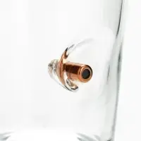 Стакан для виски с пулей &laquo;Непробиваемый&raquo;, в подарочной коробке с местом под бутылку, 250 мл