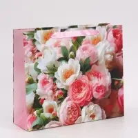 Пакет подарочный &laquo;Цветы&raquo;, 30&times;25.5&times;9 см