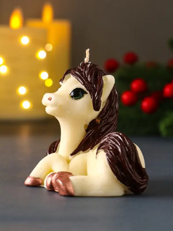 Свеча декоративная «Лошадка Красотка», 7.5×8×6 см