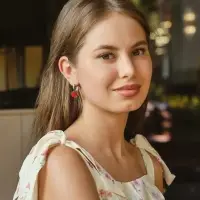 Серьги со стразами &laquo;Сердце&raquo;, мерцание, бело-красные в серебре