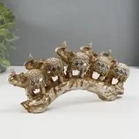 Фигурка полистоун &laquo;Пять слонов на камне в попонах с бахромой&raquo;, 11&times;24.5&times;4.5 см