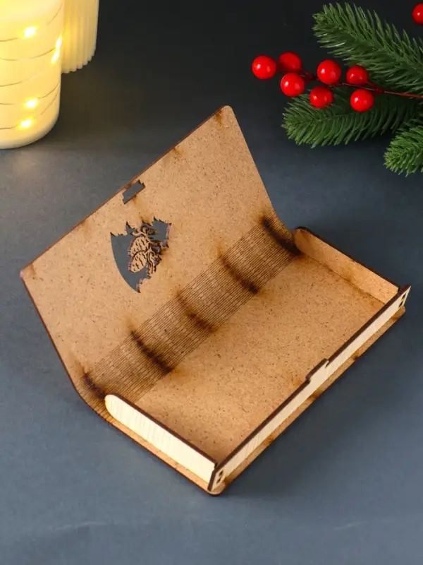 Конверт для денег деревянный  Конверт для денег деревянный "Новый год с шишками", 18х2,4х8 см