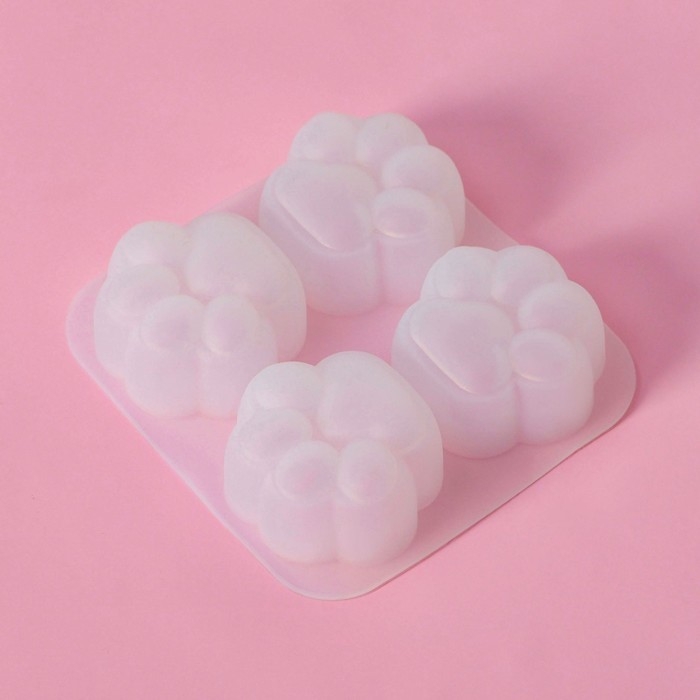 Молд Доляна «Лапки», силикон, 9,5×9×2,5 см, ячейка 4×4 см, цвет белый Молд Доляна «Лапки», силикон, 9,5×9×2,5 см, ячейка 4×4 см, цвет белый