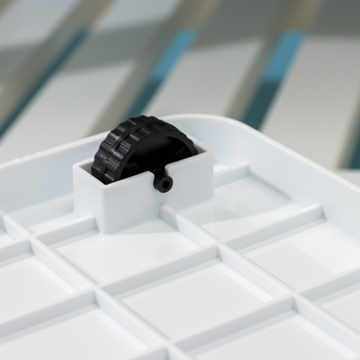 Контейнер для хранения с крышкой «Венеция», 35 л, 50,5×31×30 см, на колёсиках, цвет белый Контейнер для хранения с крышкой «Венеция», 35 л, 50,5×31×30 см, на колёсиках, цвет белый