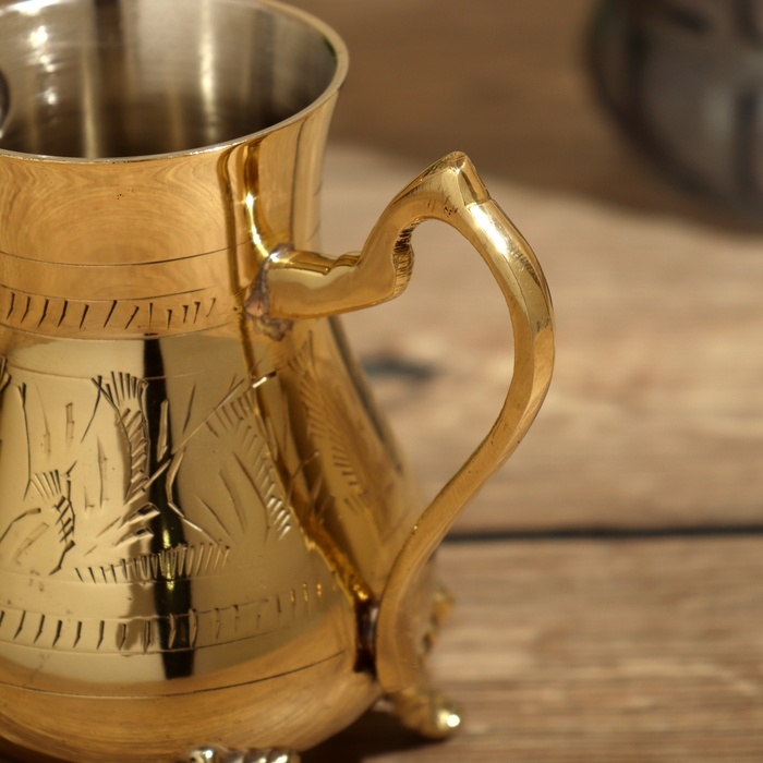 Кувшин 11х7х11 см, латунь Кувшин 11х7х11 см, латунь
