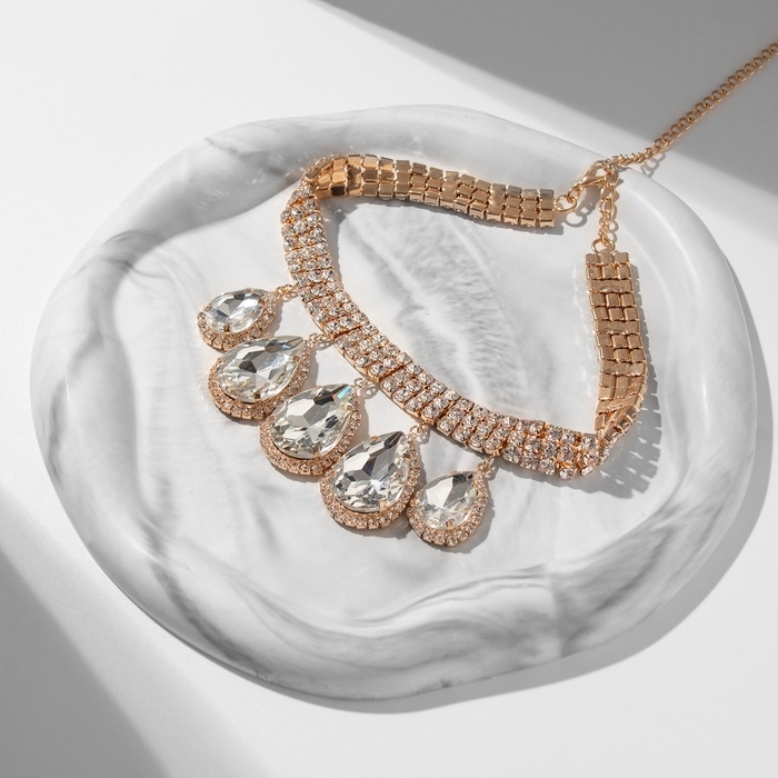 Чокер-колье «Капля» стразы, белый в золоте Чокер-колье «Капля» стразы, белый в золоте