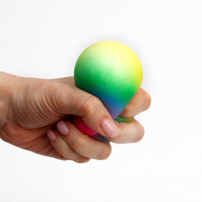 Мялка &laquo;Шар&raquo; с пастой, цвета МИКС